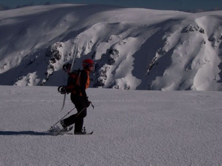 Snowshoeing above Cairn Gully